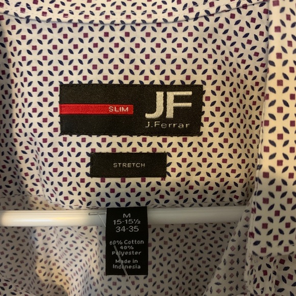 Size Medium Men’s Button Down Shirt - Picture 5 of 8